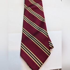 Brooks Brothers regimental #3 tie NWT